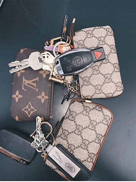 fake louis vuitton keychain card holder|louis vuitton key holder case.